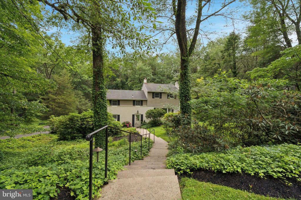 Photo of 73 Tower Hill Road, DOYLESTOWN, PA 18901 (MLS # PABU2100500)