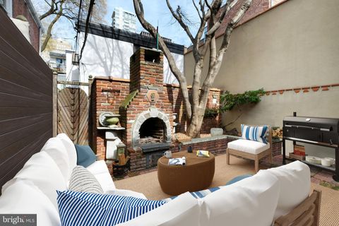 1725 PINE STREET PHILADELPHIA PA 19103