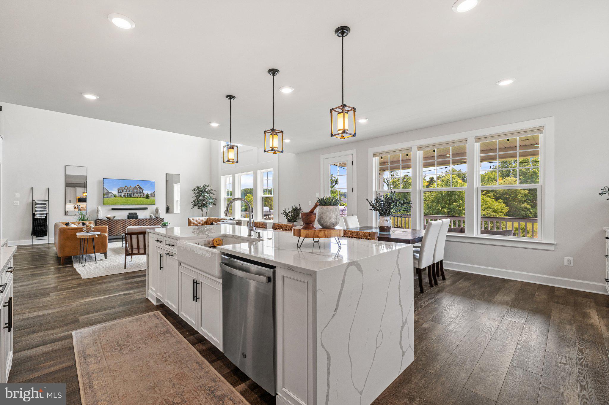 VIRGINIA CROSSING - Residential