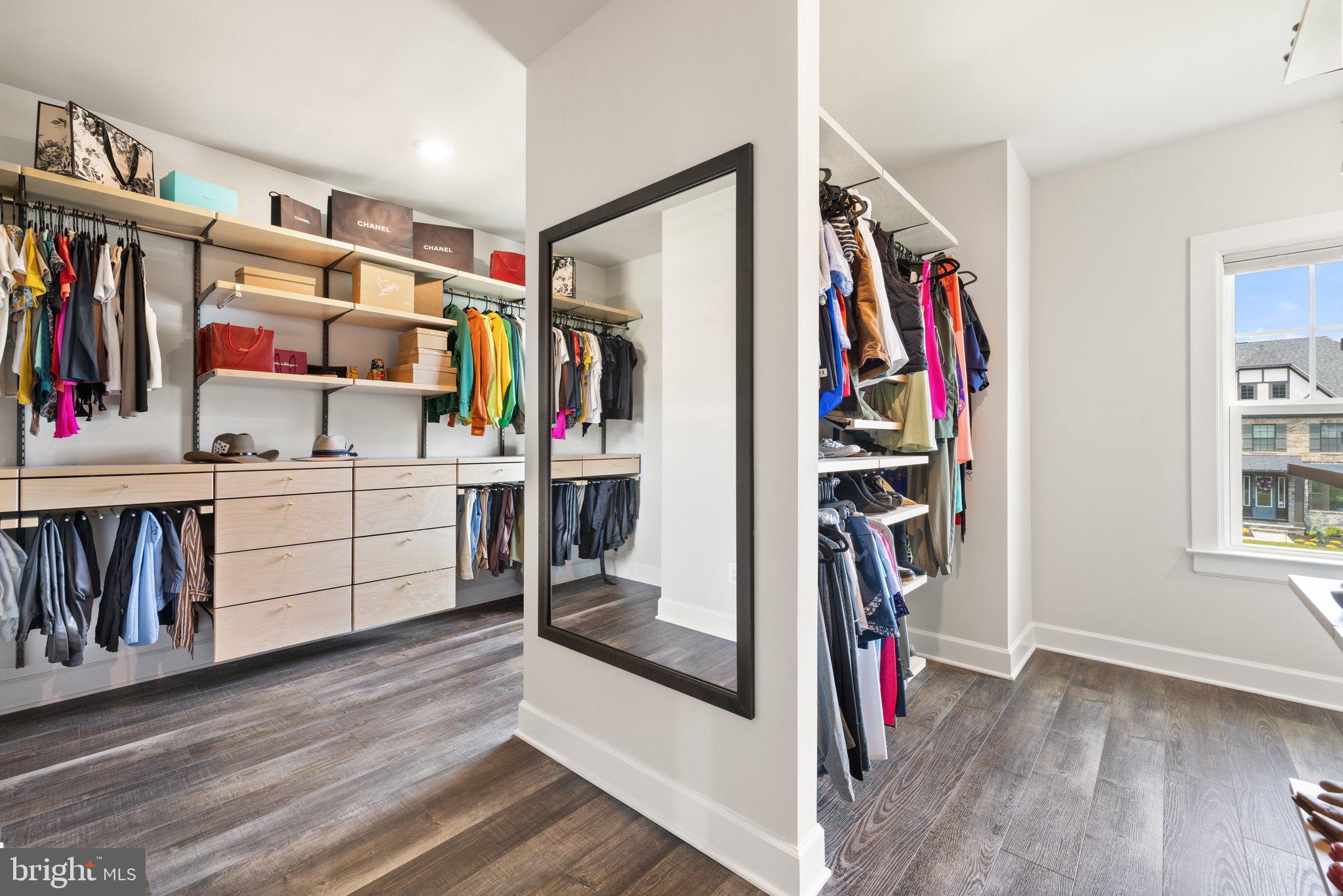 VIRGINIA CROSSING - Residential