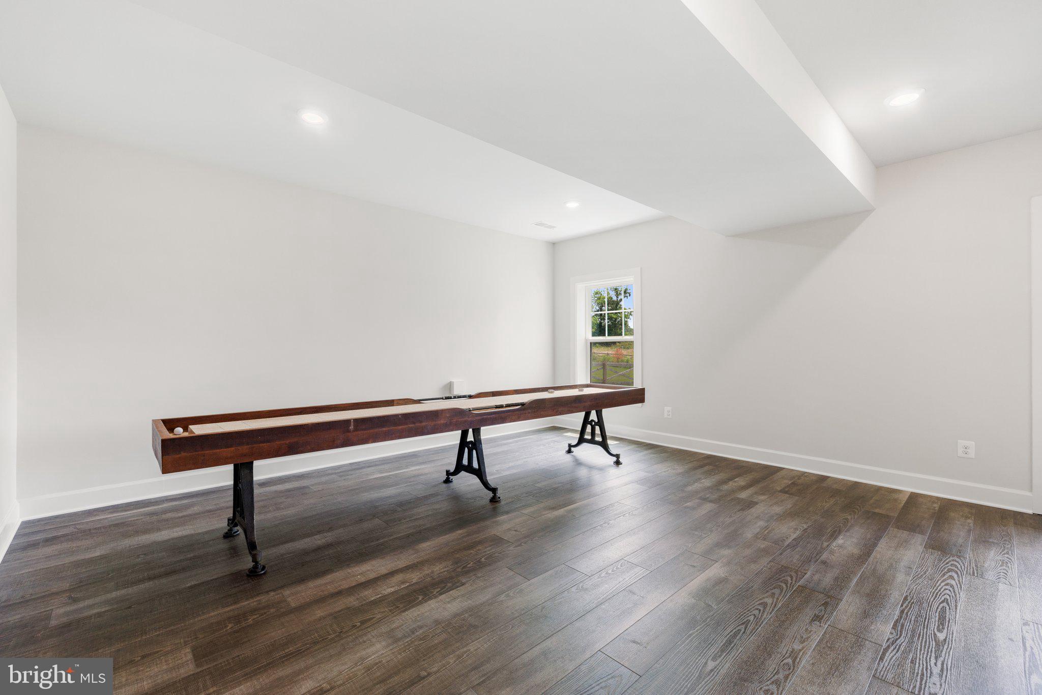 VIRGINIA CROSSING - Residential