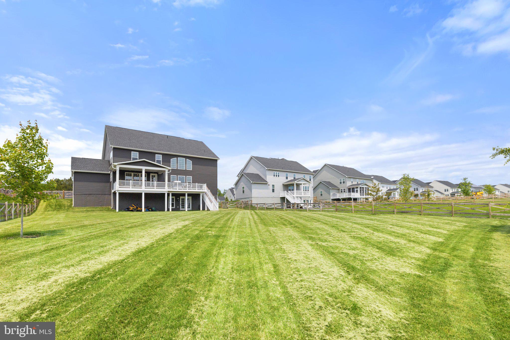 VIRGINIA CROSSING - Residential