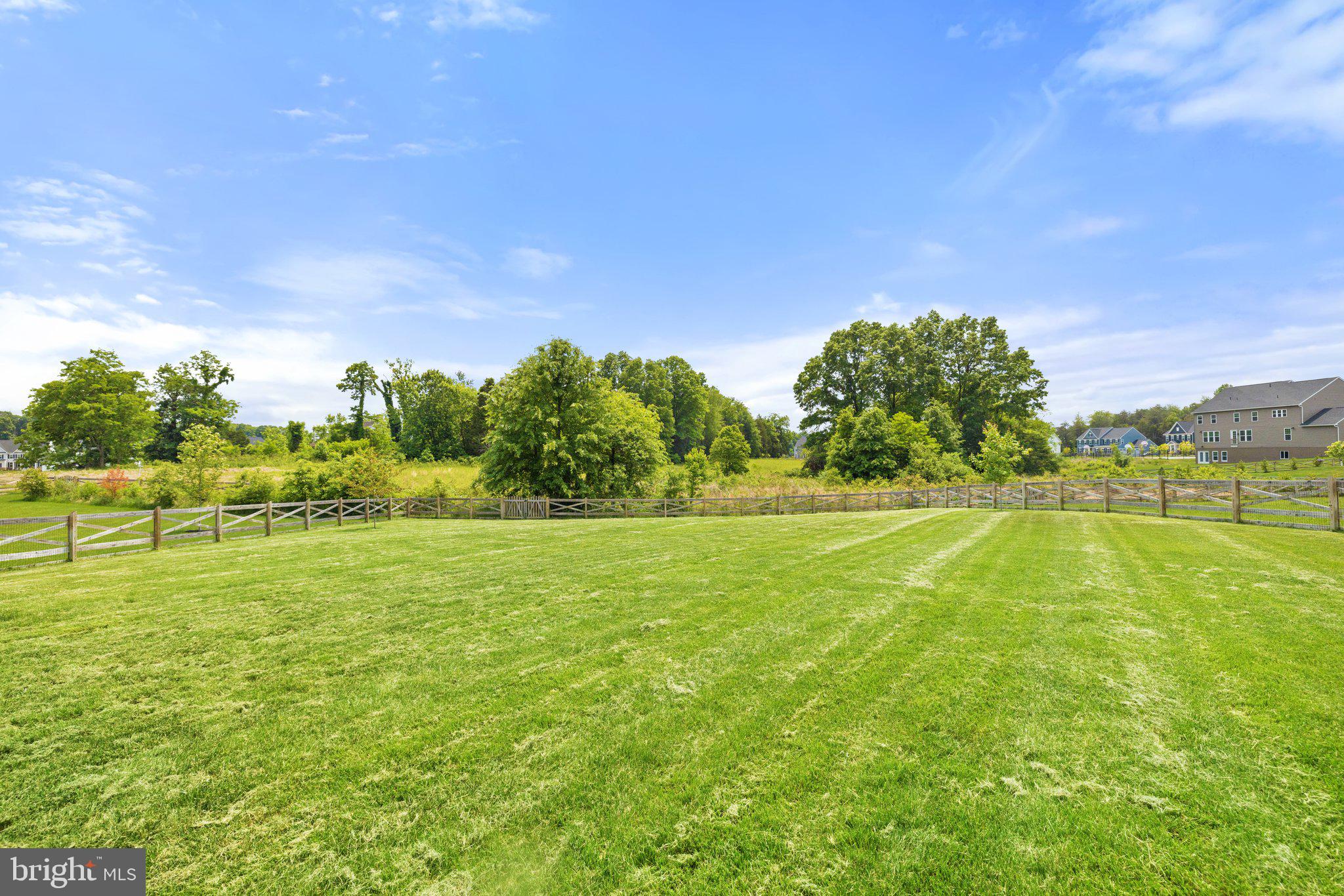 VIRGINIA CROSSING - Residential