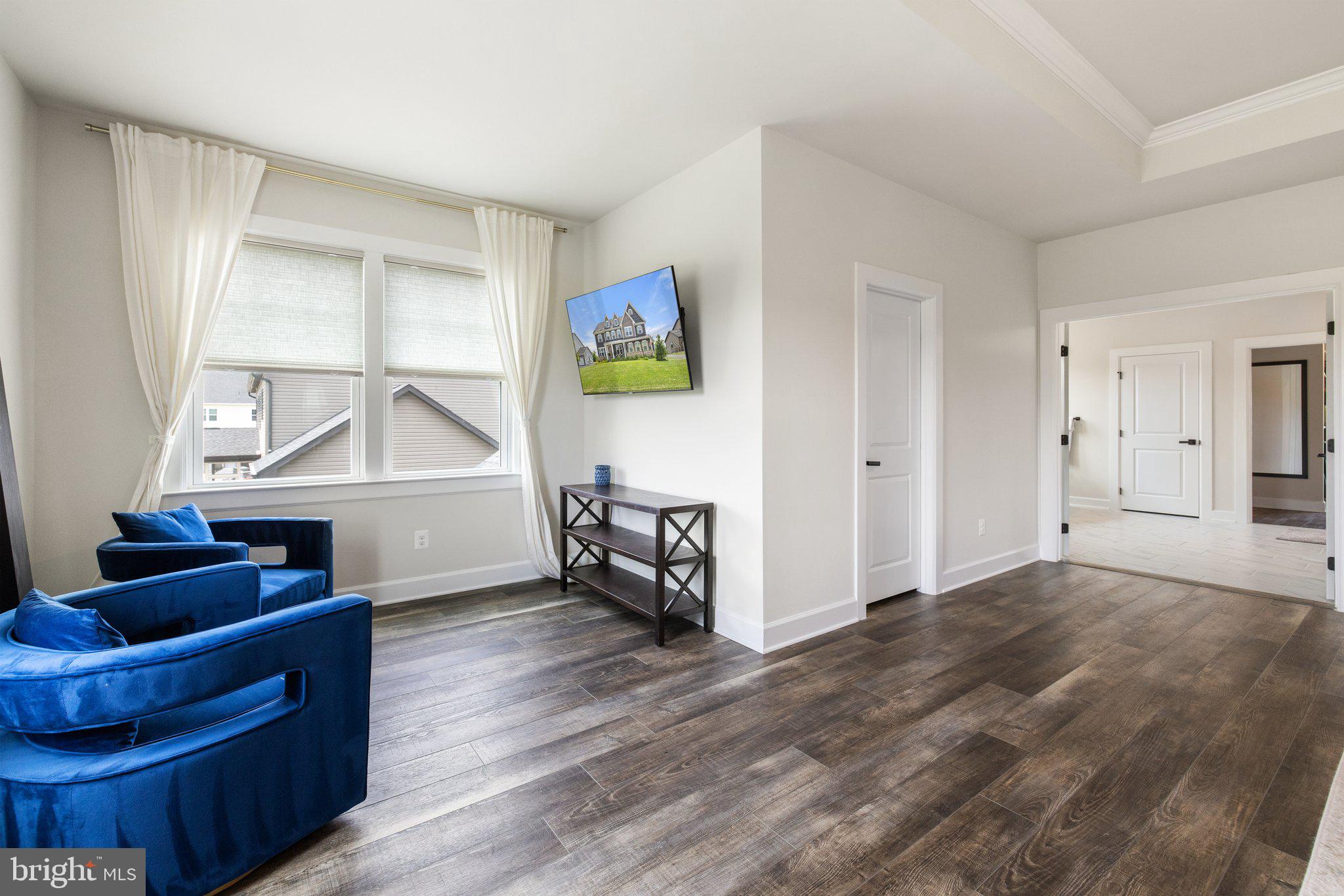 VIRGINIA CROSSING - Residential