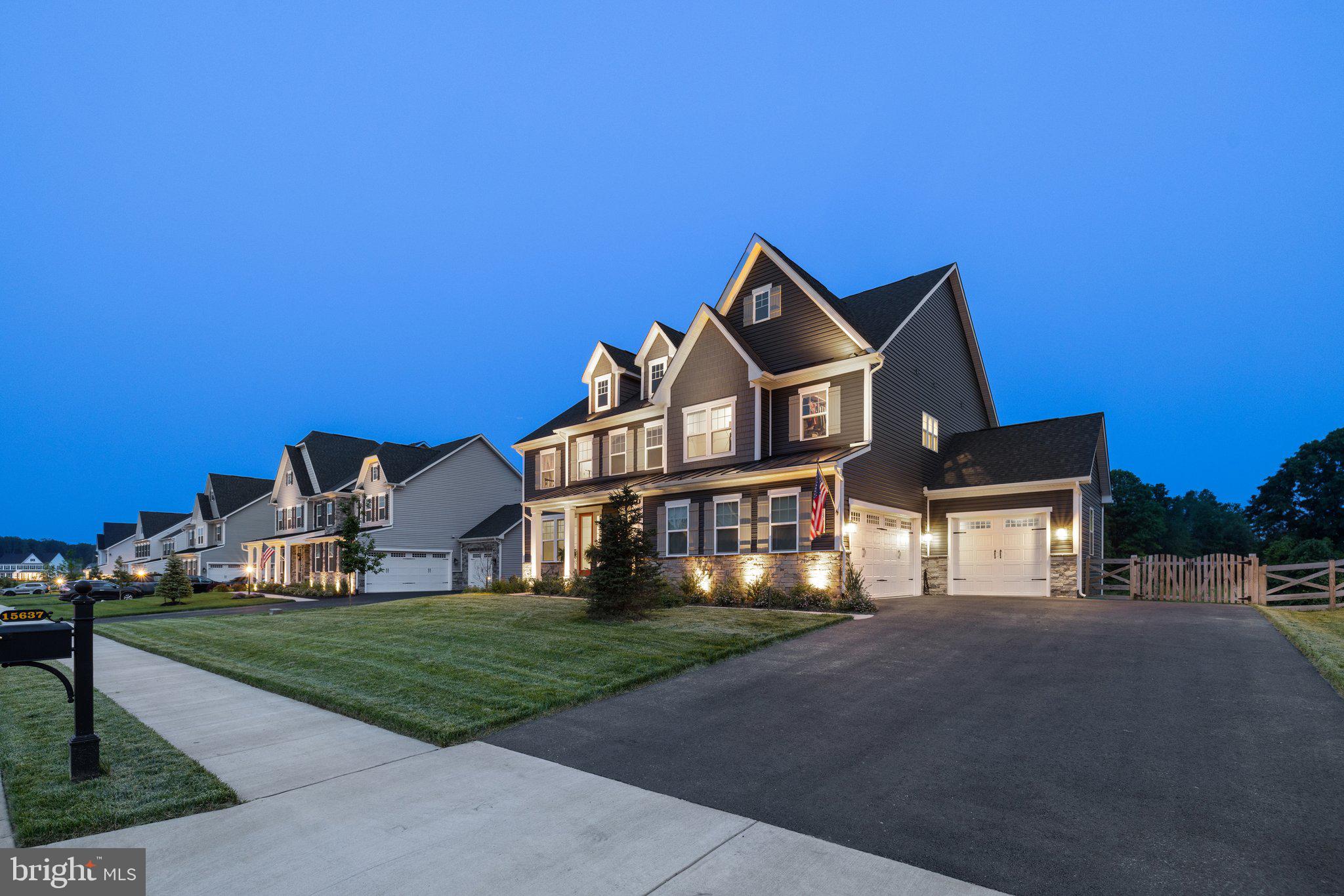 VIRGINIA CROSSING - Residential