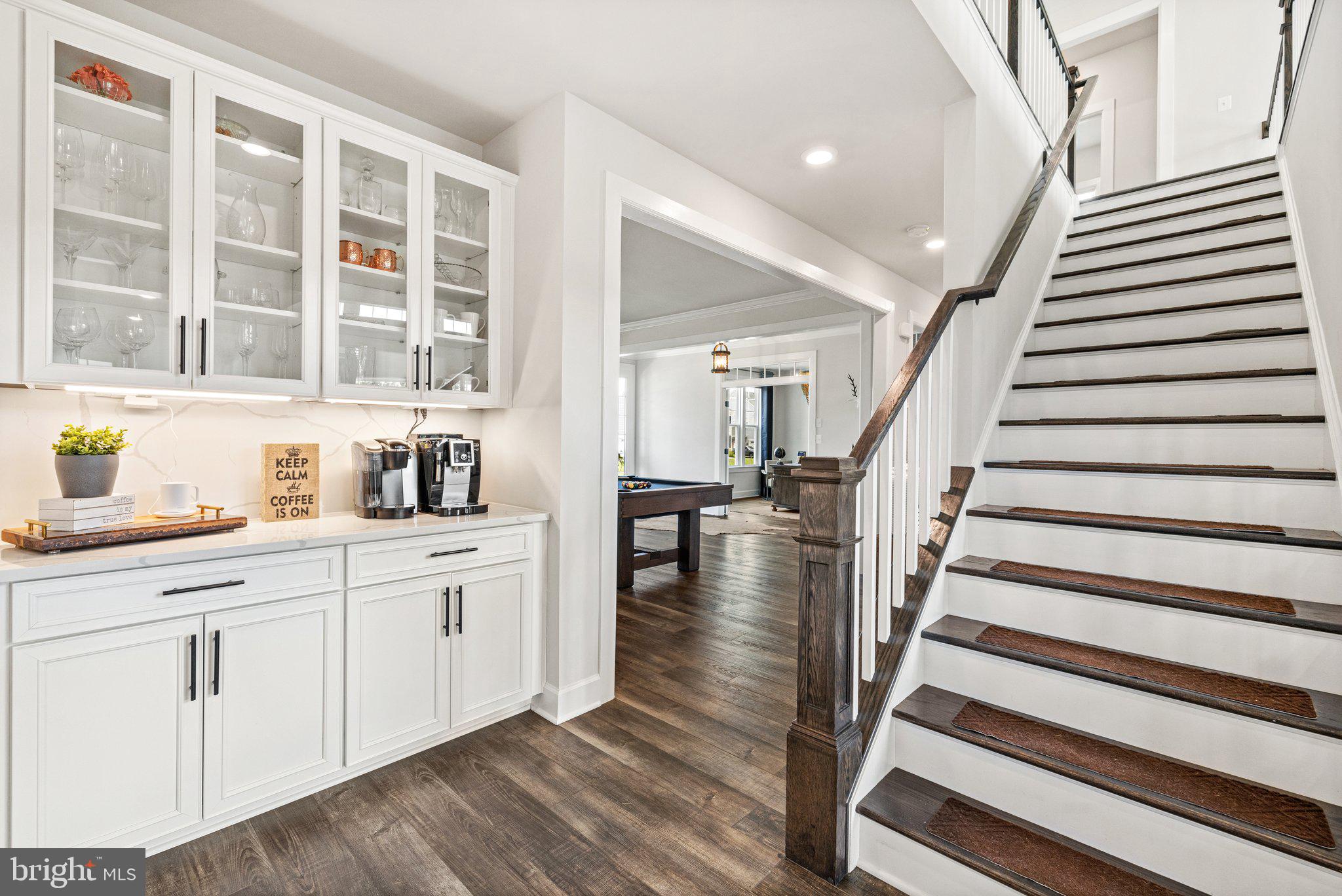 VIRGINIA CROSSING - Residential