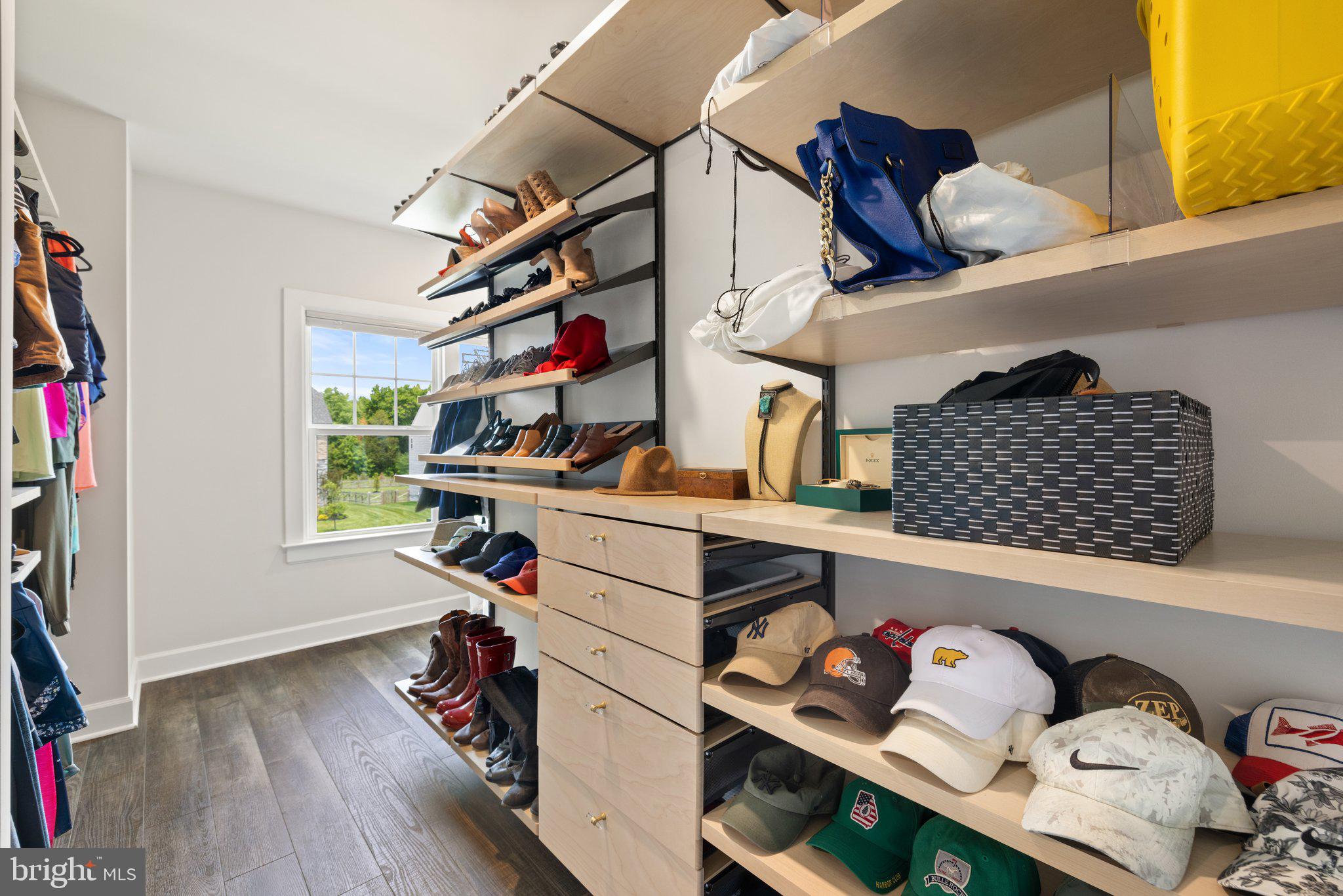 VIRGINIA CROSSING - Residential