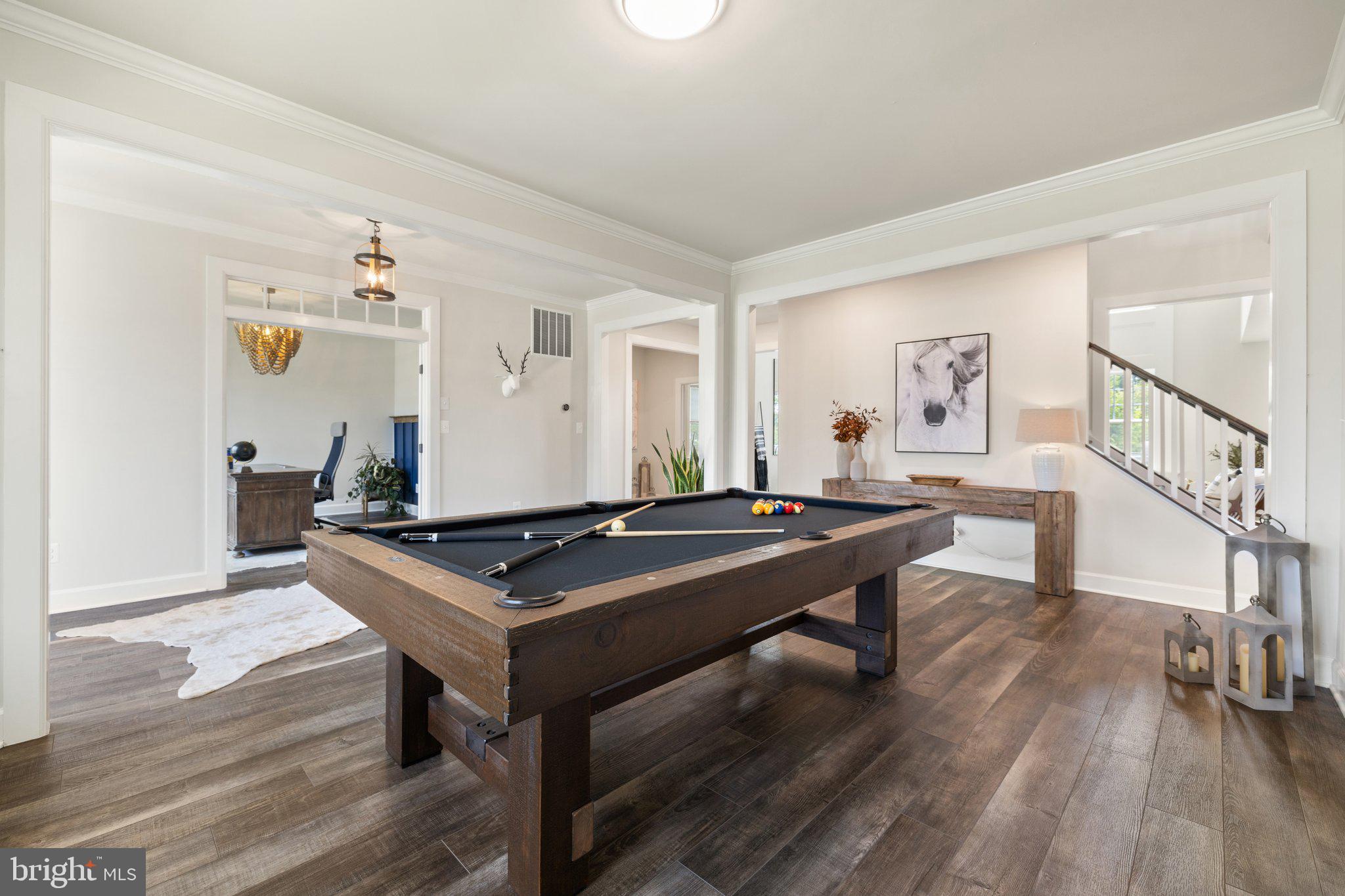 VIRGINIA CROSSING - Residential