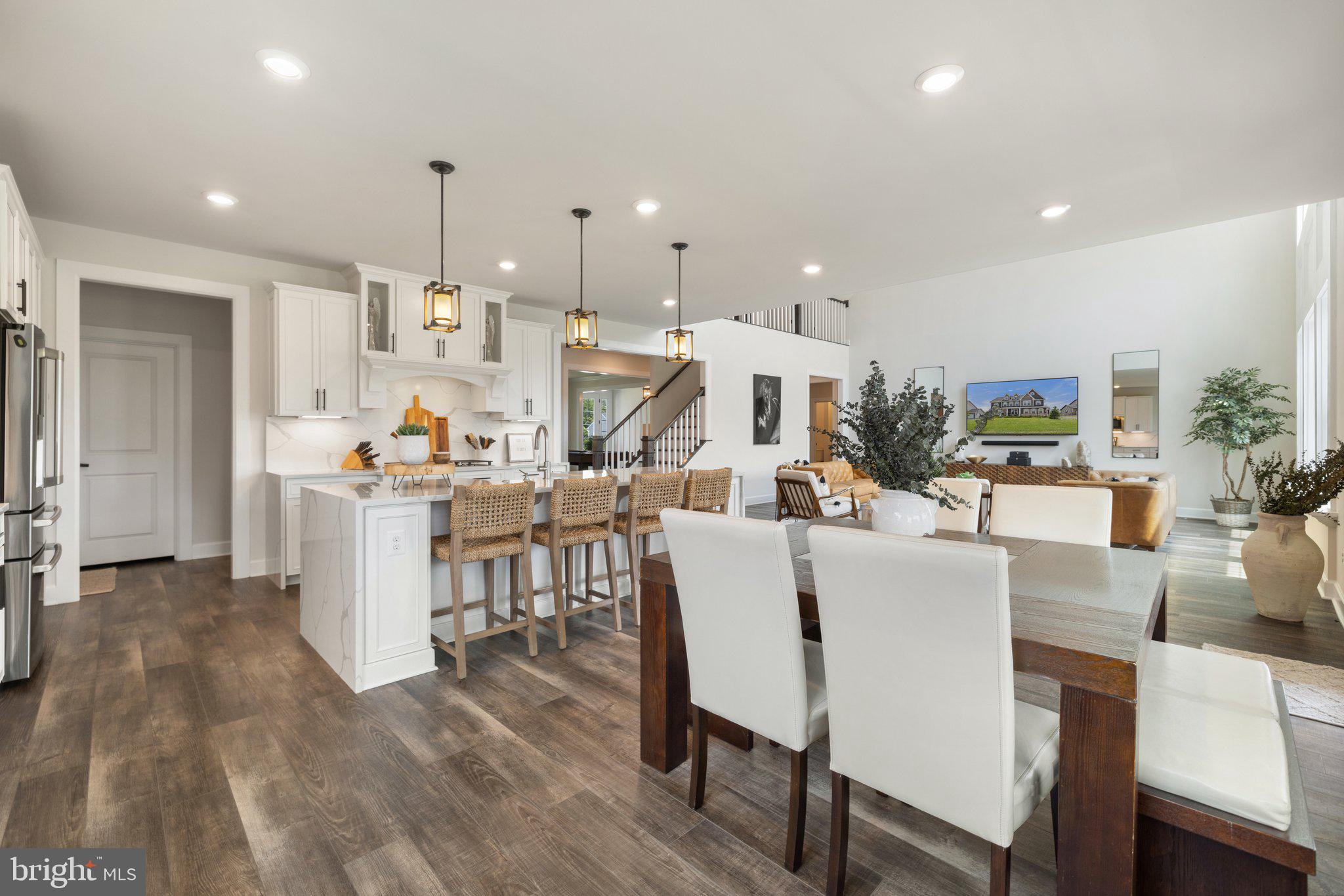 VIRGINIA CROSSING - Residential