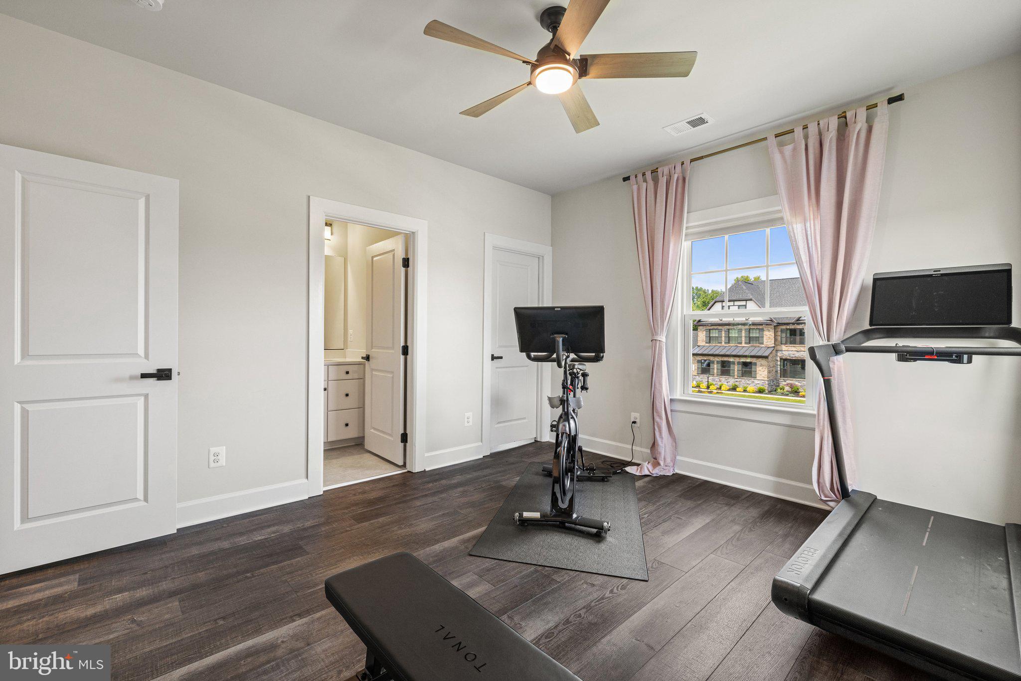 VIRGINIA CROSSING - Residential