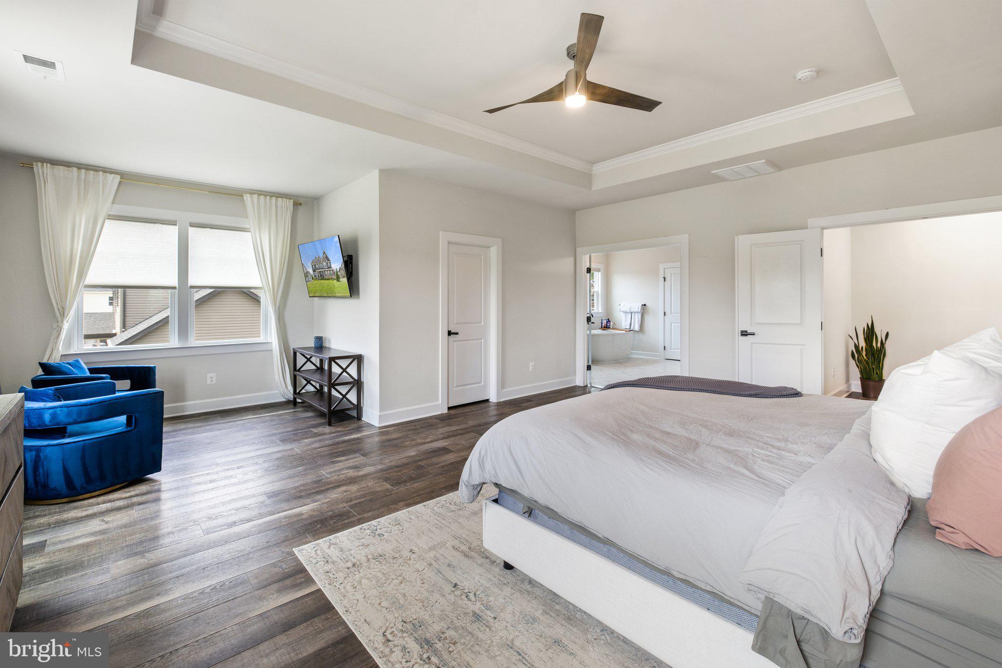 VIRGINIA CROSSING - Residential