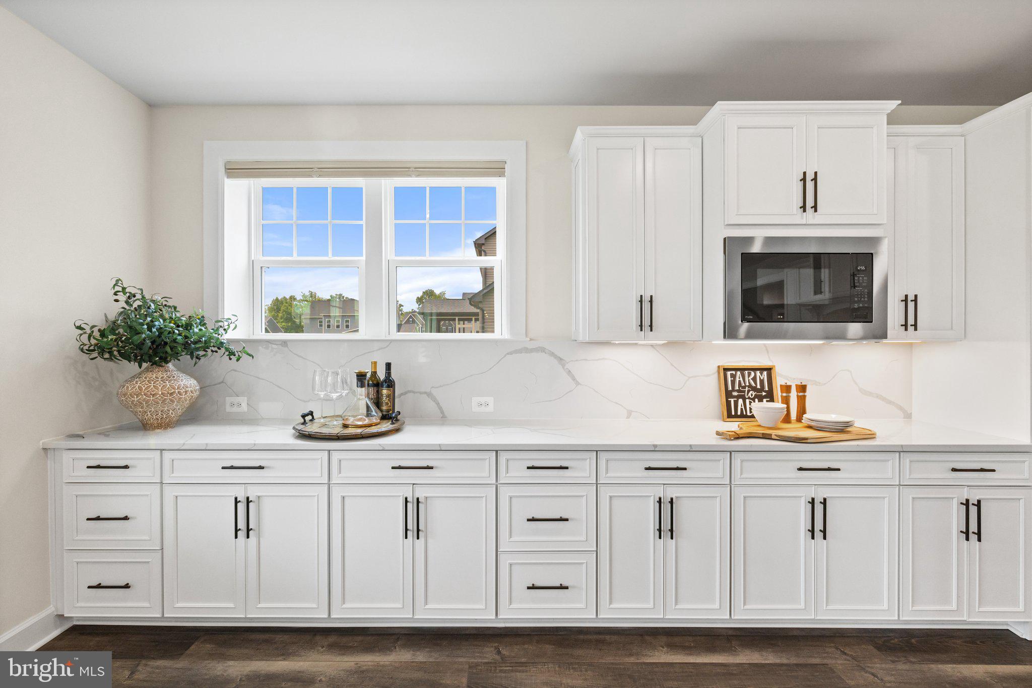 VIRGINIA CROSSING - Residential