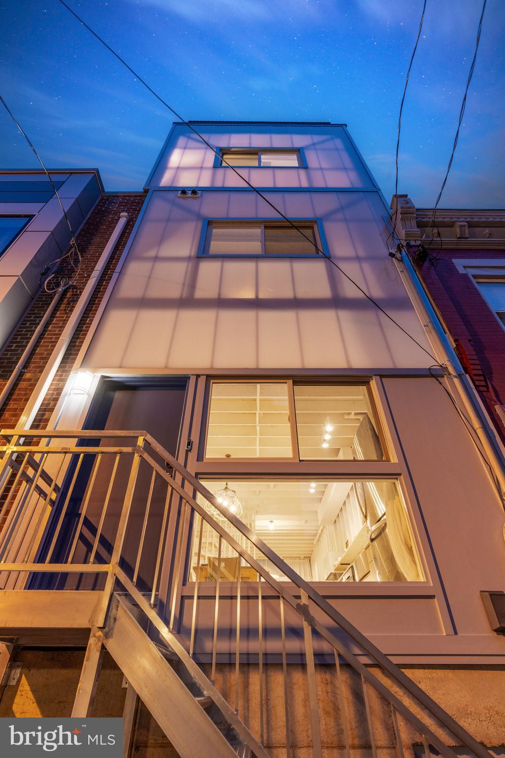 EAST PASSYUNK CROSSING - Residential Lease