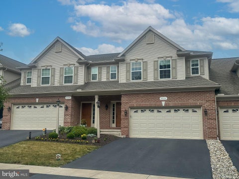 Townhouse For Sale - 4522 Laurelwood Drive<br/> HARRISBURG, PA 17110