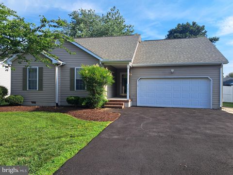 Homes For Rent - 107 Strawberry Way<br/> REHOBOTH BEACH, DE 19971