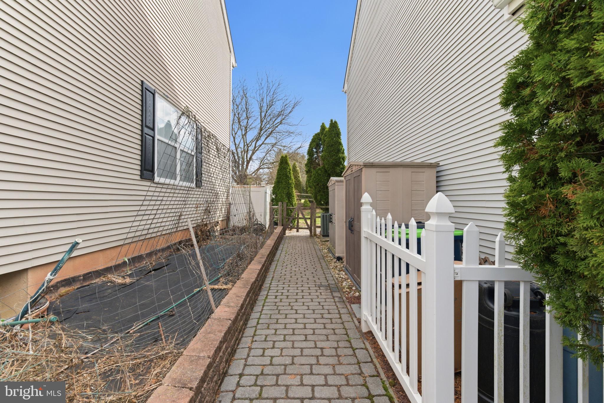 FOX HEATH - Residential