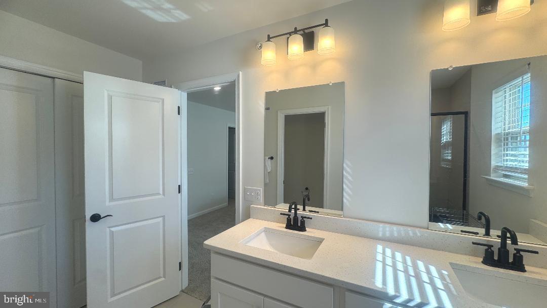 SPRING LAKE - Residential Lease