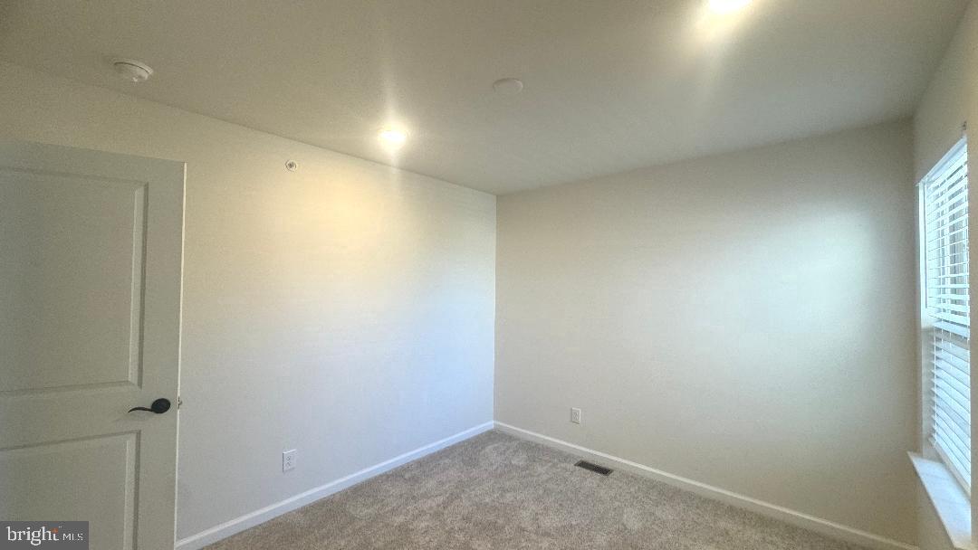 SPRING LAKE - Residential Lease