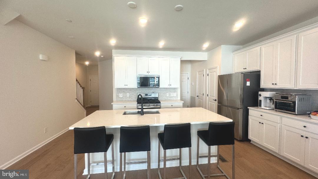 SPRING LAKE - Residential Lease