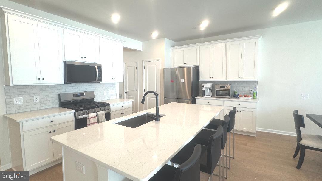 SPRING LAKE - Residential Lease