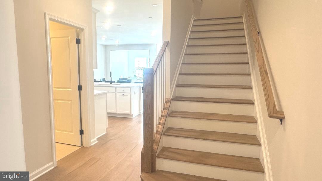 SPRING LAKE - Residential Lease