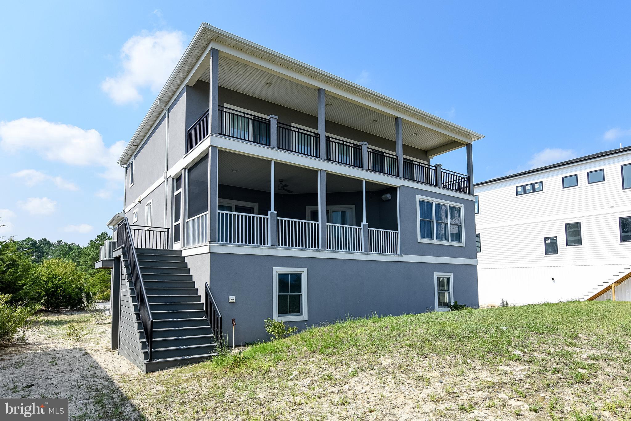 BACK BAY COVE - Residential