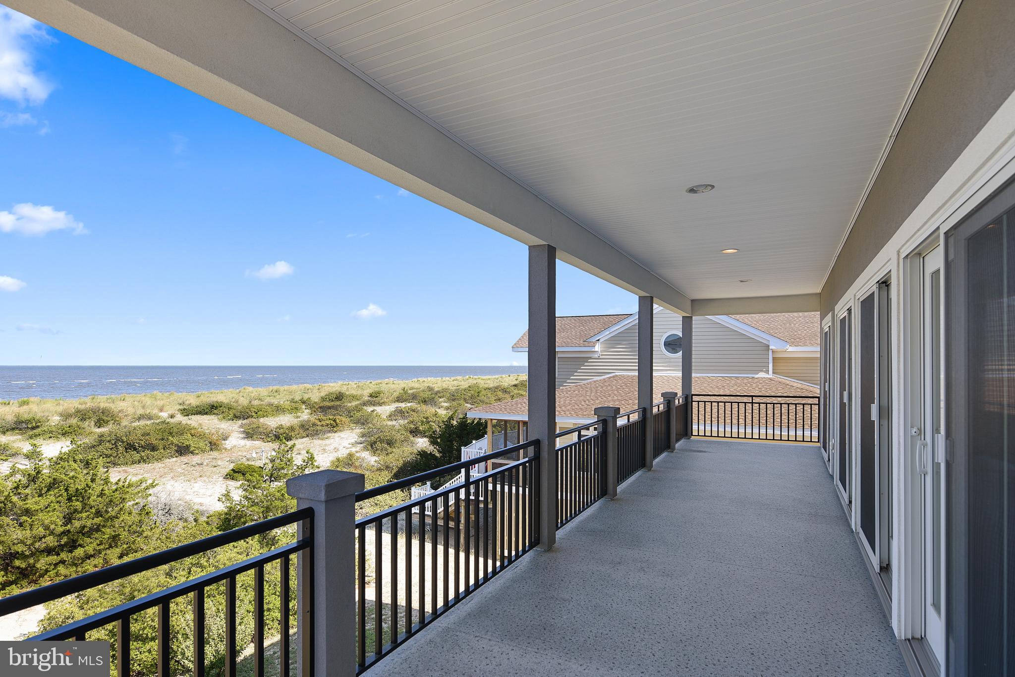 BACK BAY COVE - Residential