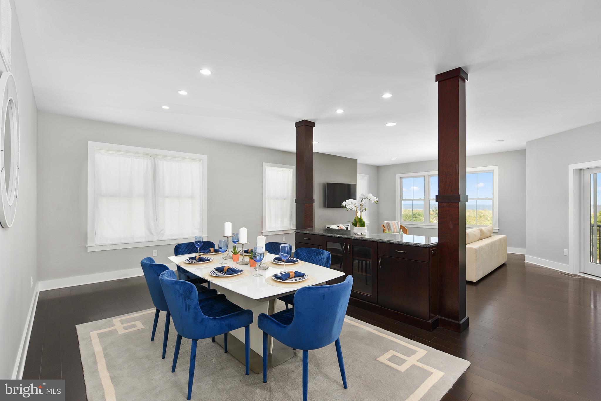 BACK BAY COVE - Residential