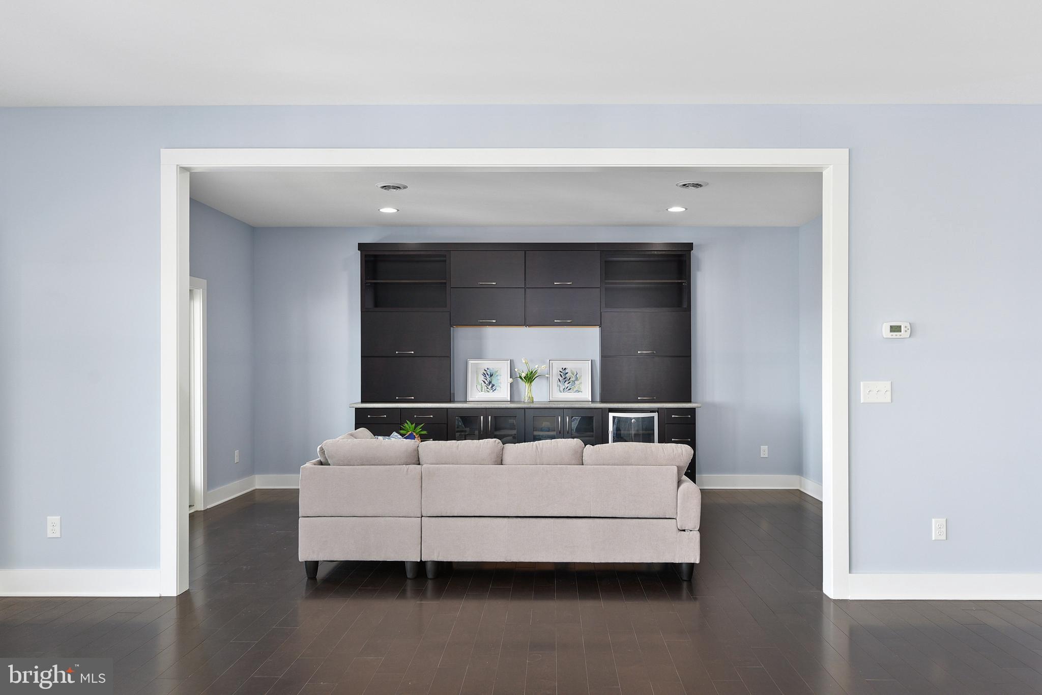 BACK BAY COVE - Residential