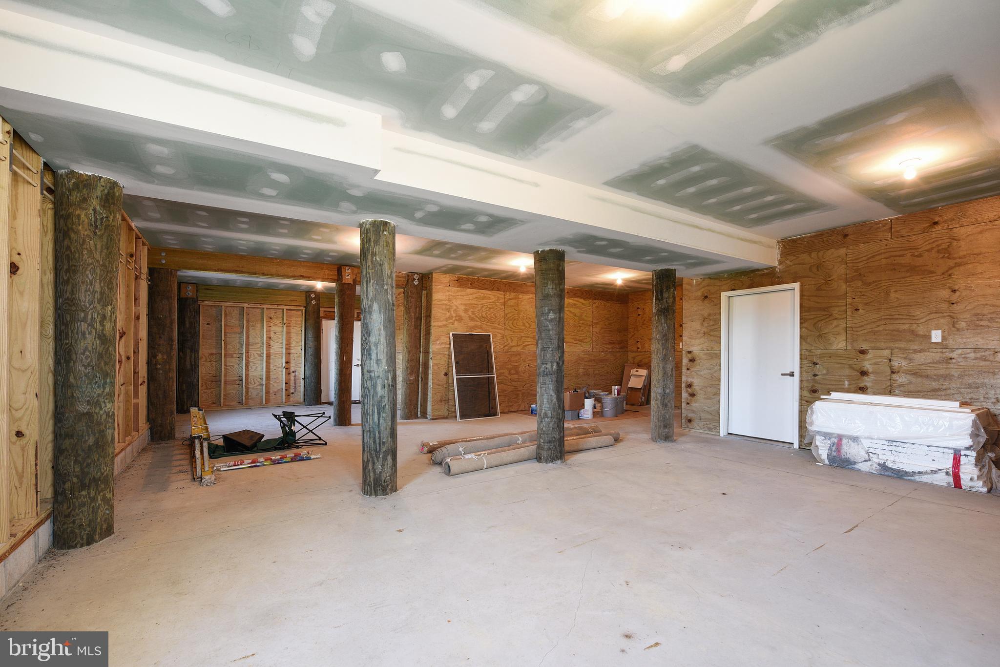 BACK BAY COVE - Residential