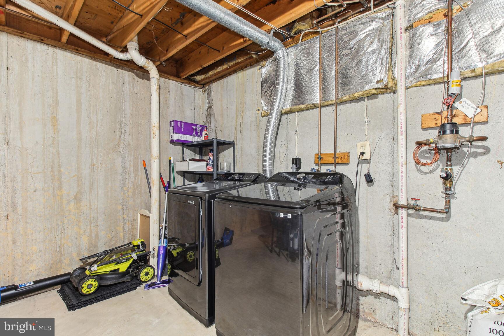 ASPENWOOD - Residential