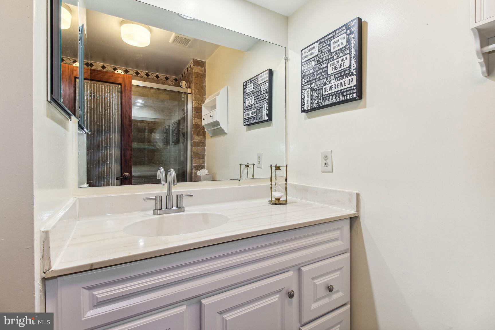 ASPENWOOD - Residential