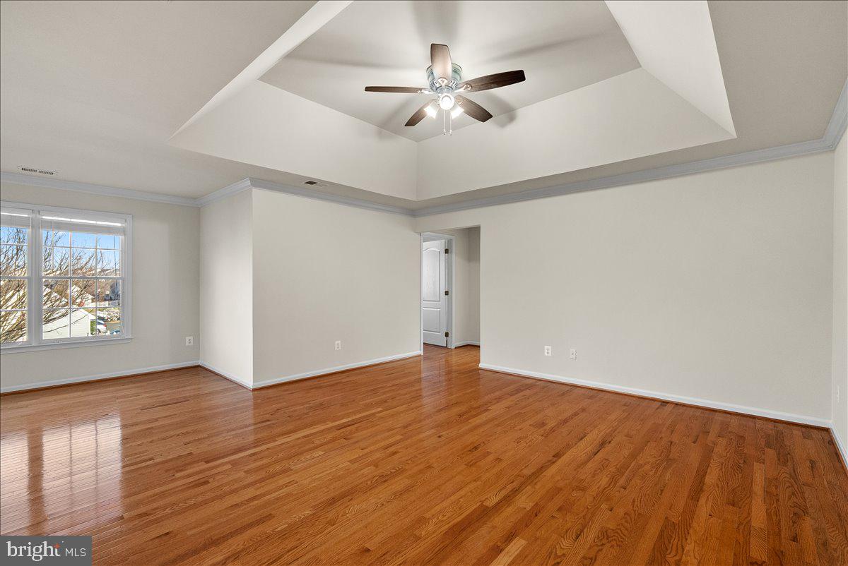 SOUTH RIDING - Residential