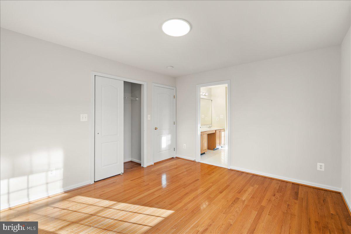 SOUTH RIDING - Residential