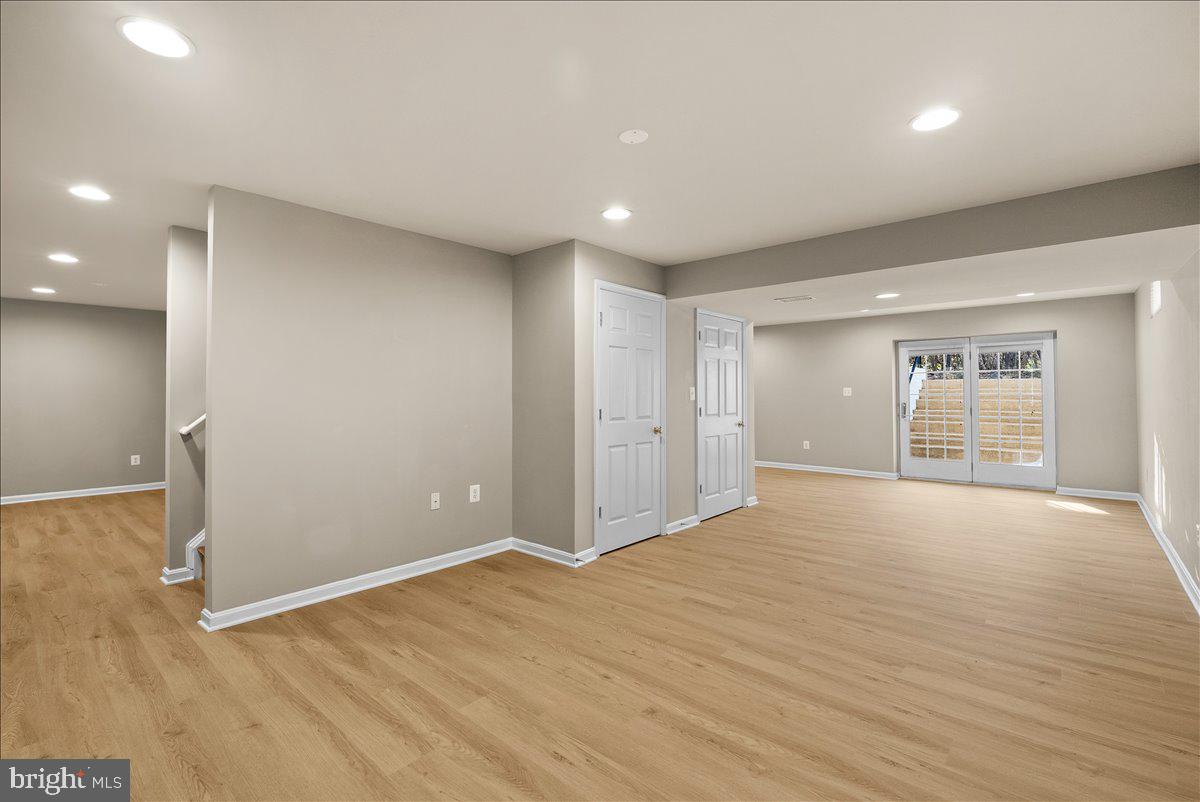 SOUTH RIDING - Residential