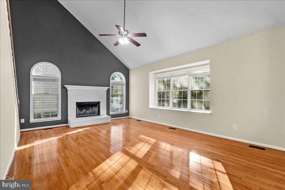 SOUTH RIDING - Residential