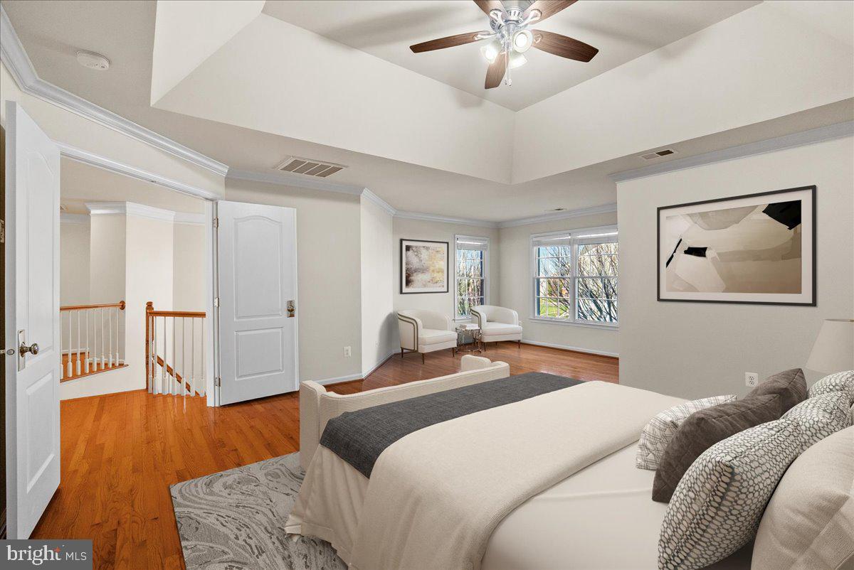 SOUTH RIDING - Residential