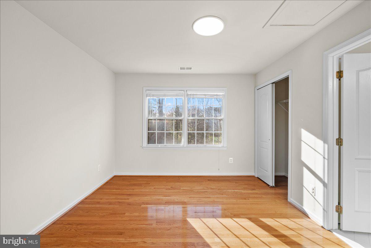 SOUTH RIDING - Residential