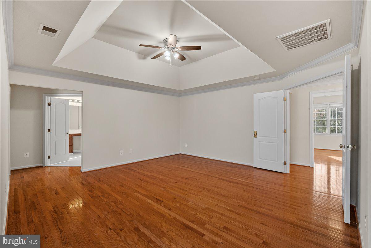 SOUTH RIDING - Residential