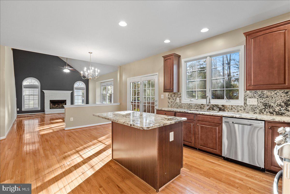 SOUTH RIDING - Residential