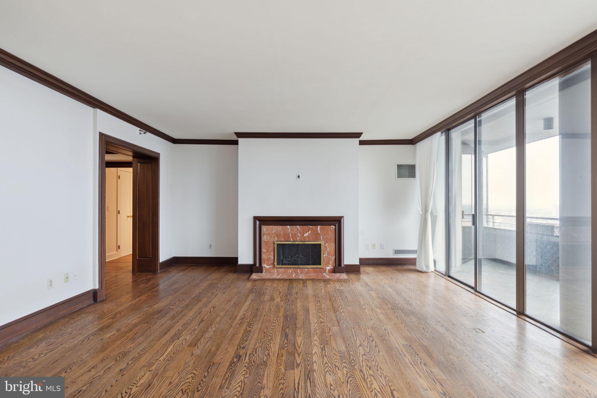 RITTENHOUSE SQUARE - Residential Lease