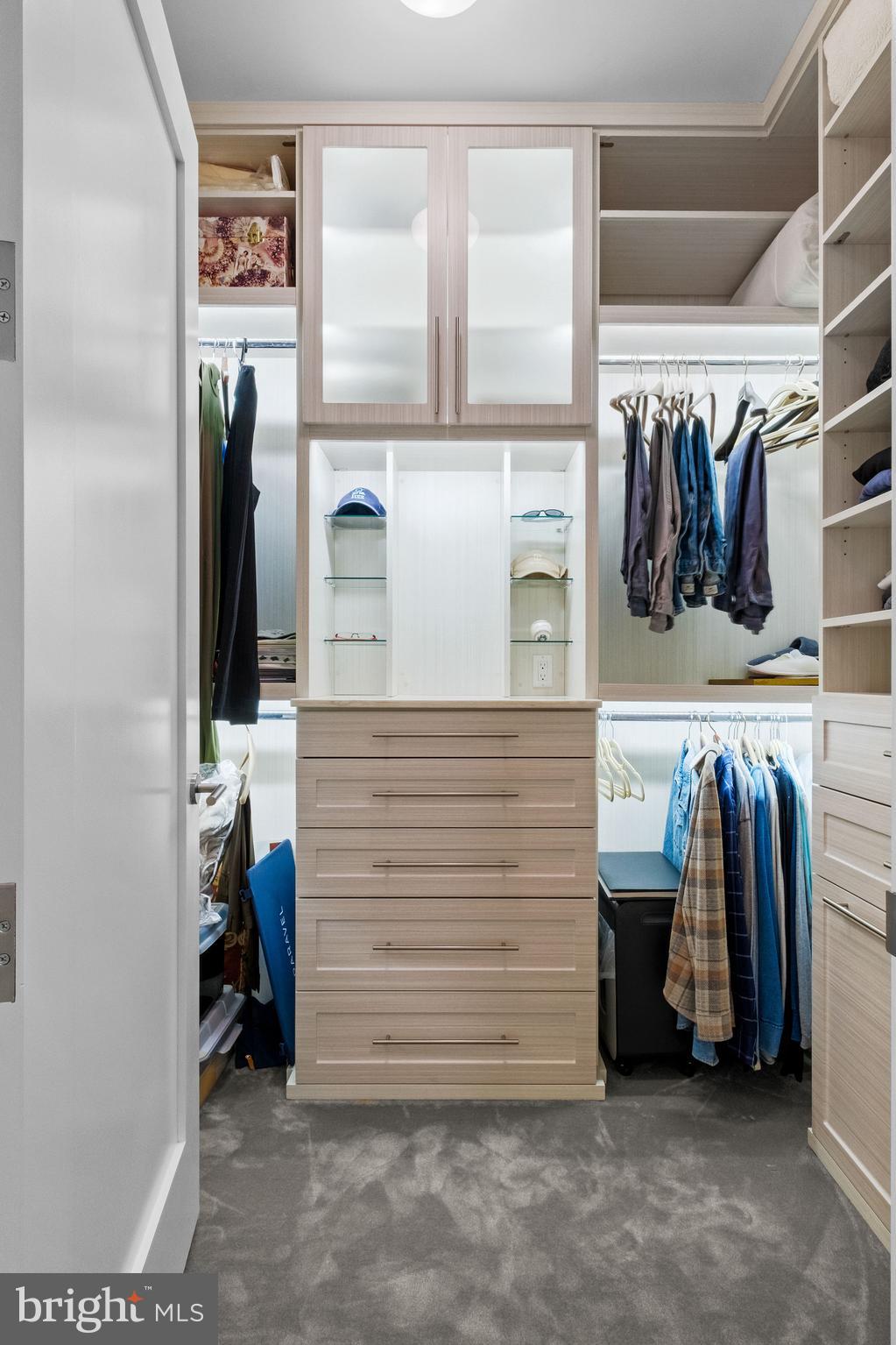 CENTER CITY - Residential