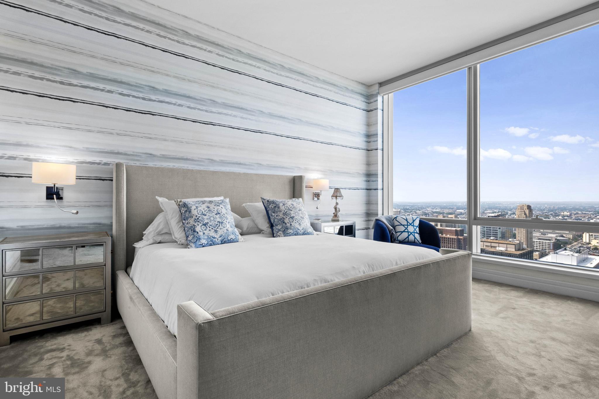 CENTER CITY - Residential