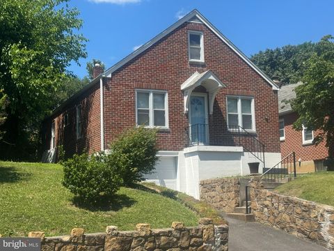 Homes For Sale - 1014 Kent Avenue<br/> Allegany County, CUMBERLAND, MD 21502