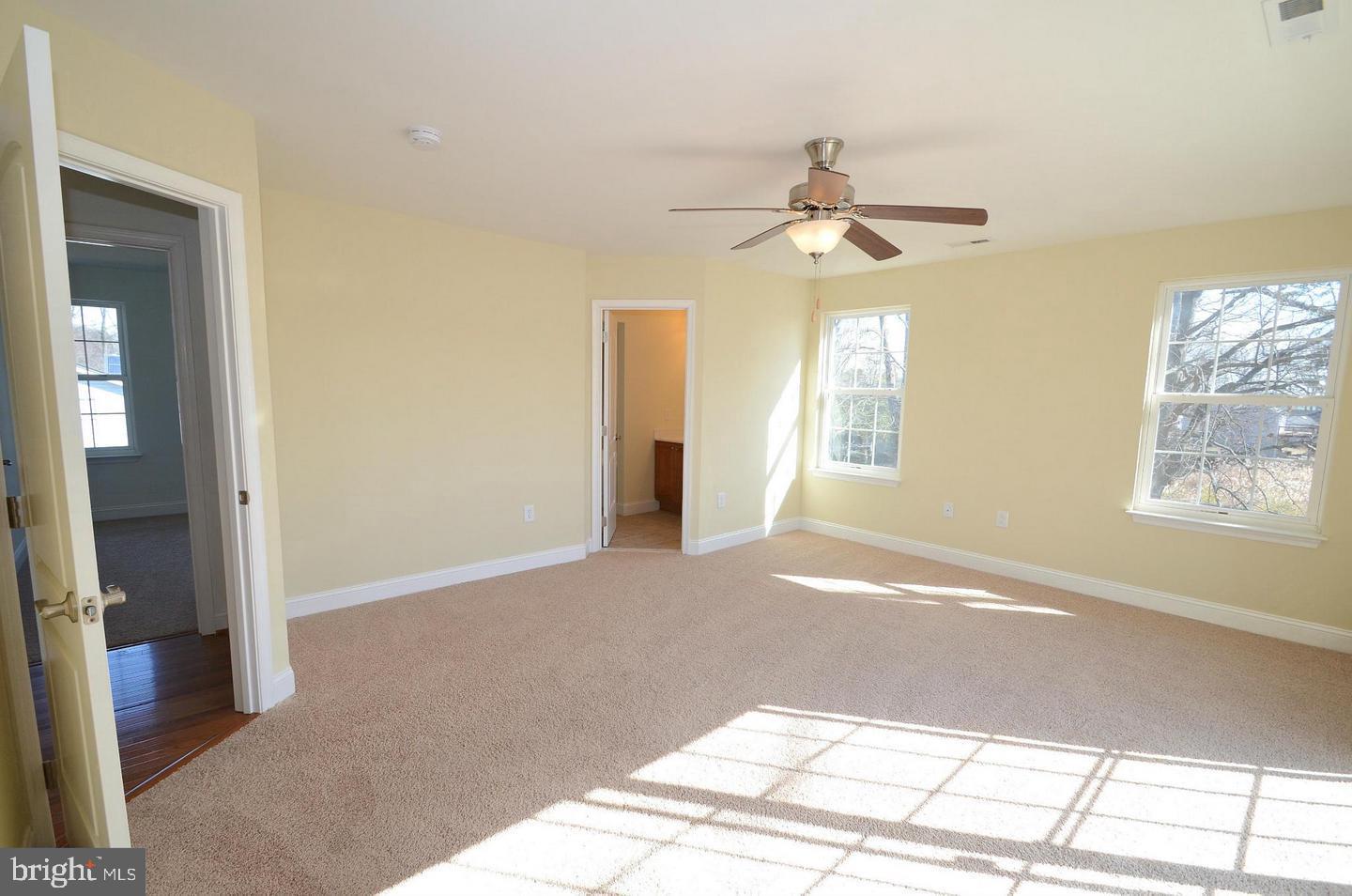 SNUG HARBOR - Residential