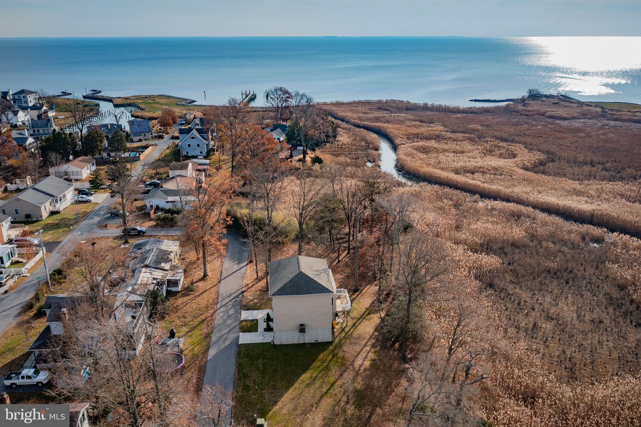 SNUG HARBOR - Residential