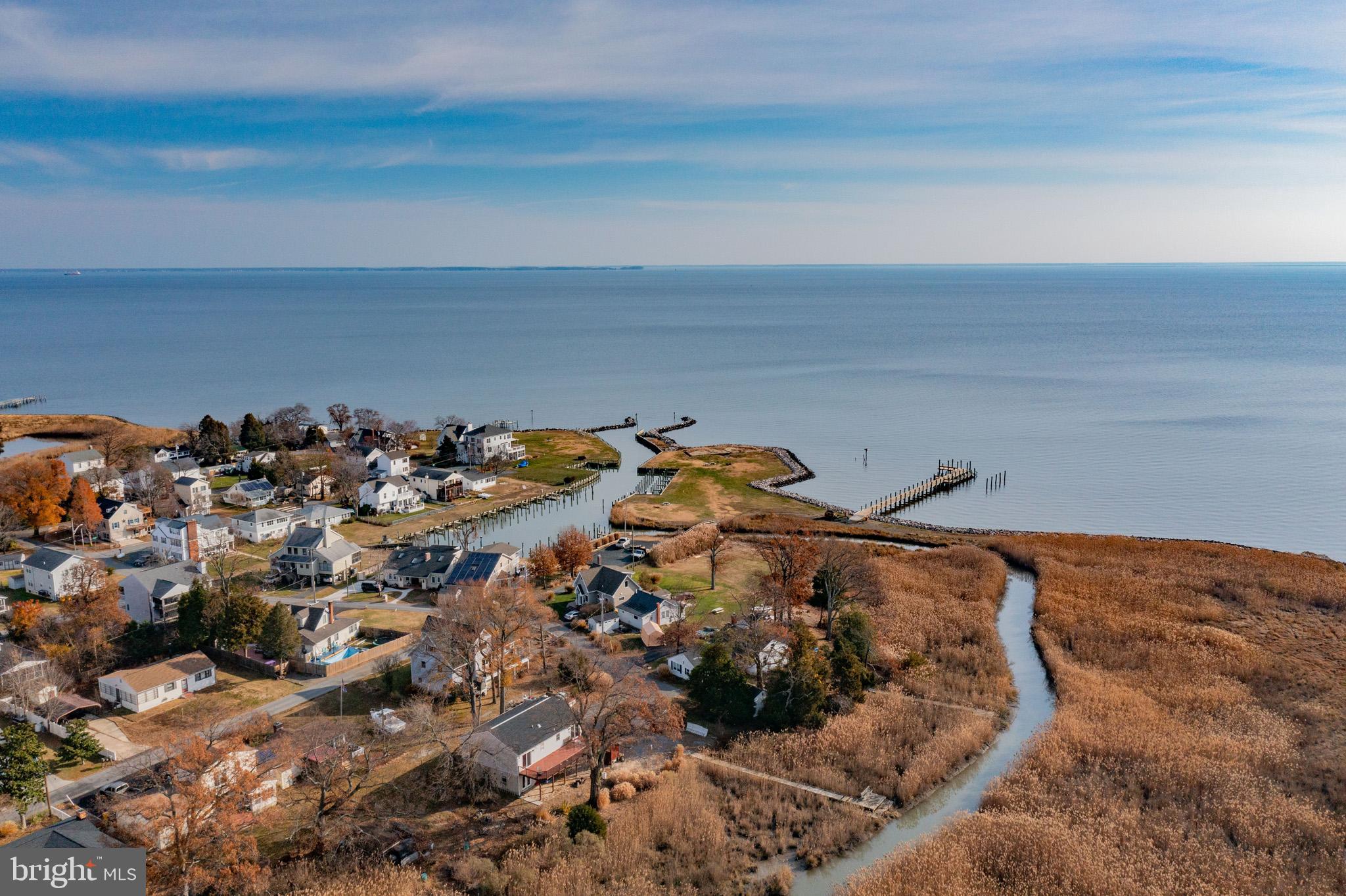 SNUG HARBOR - Residential