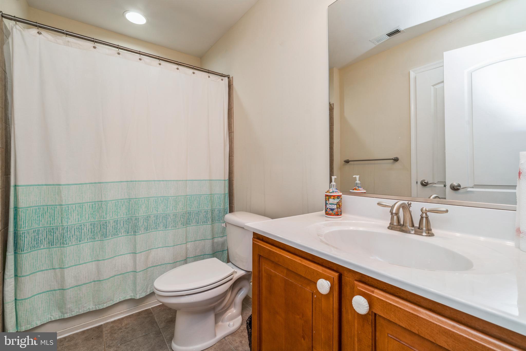 SNUG HARBOR - Residential