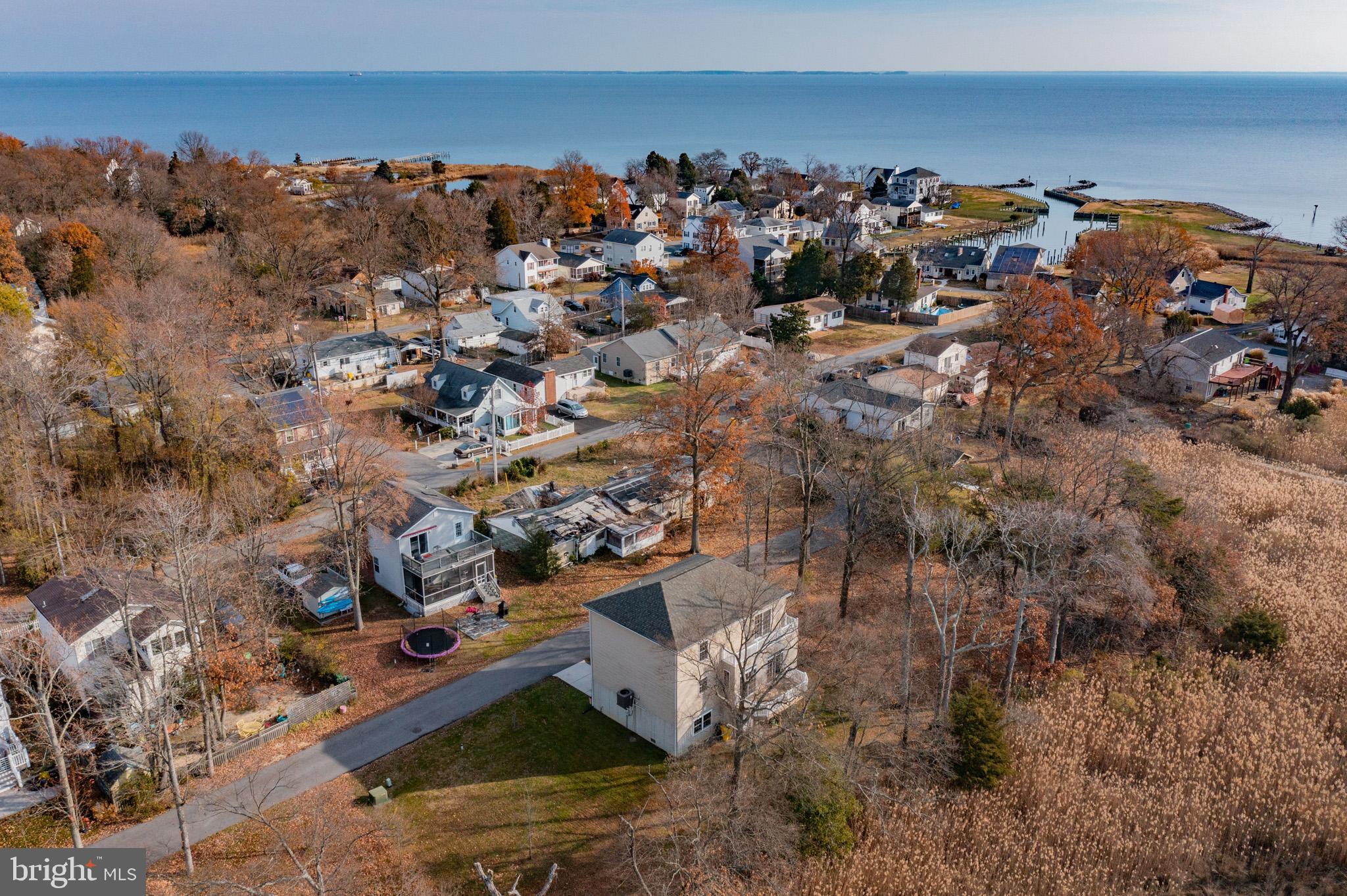 SNUG HARBOR - Residential