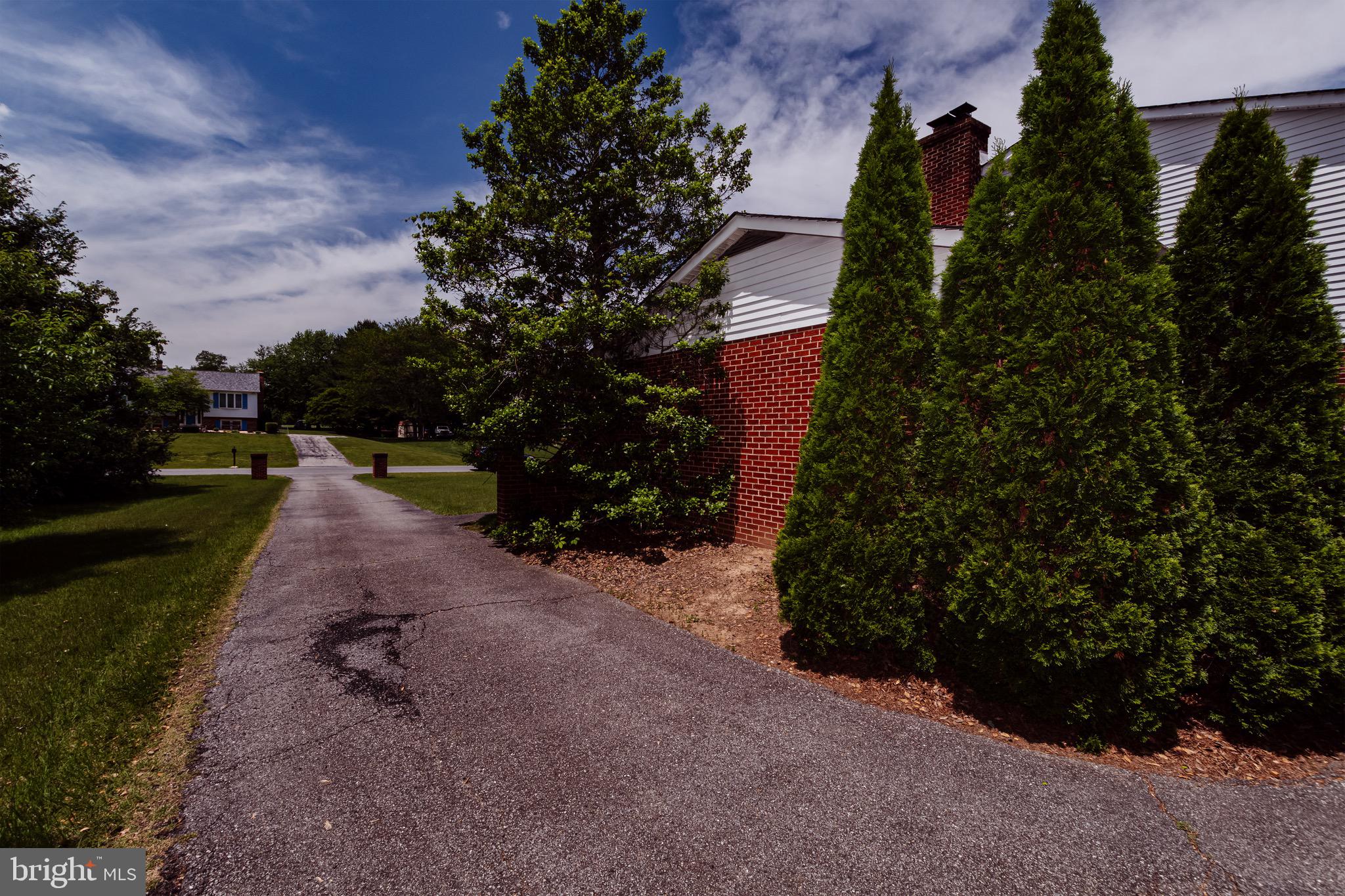 GREAT OAK FARMS - Residential